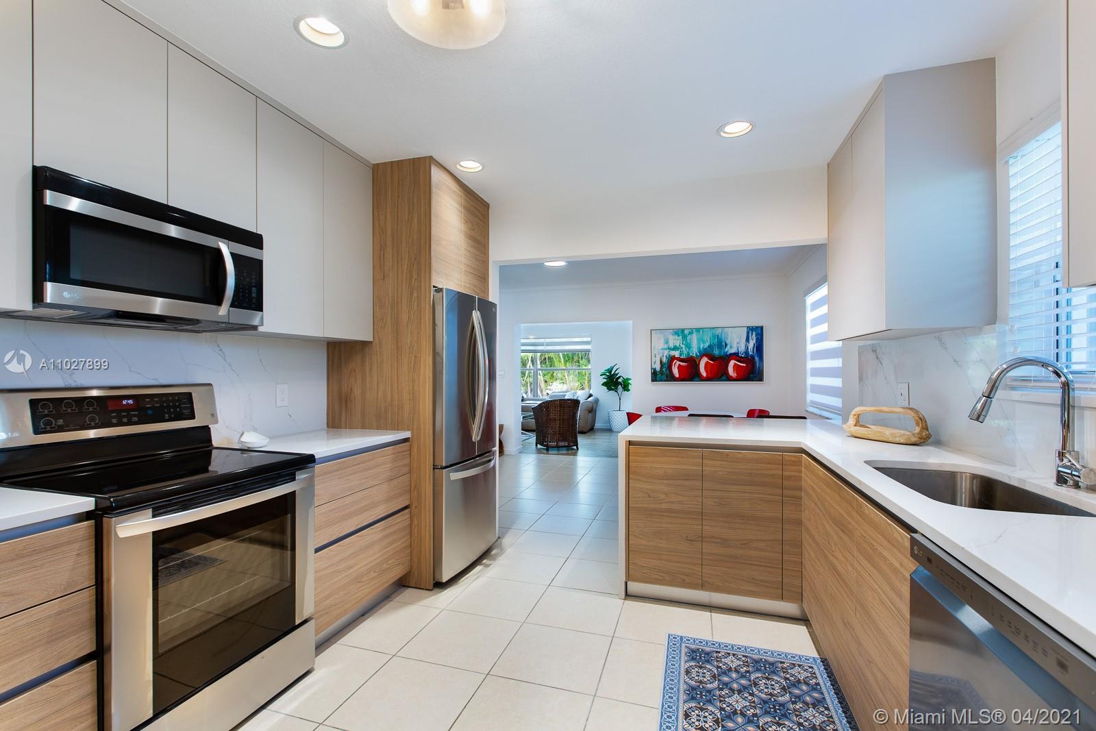 5810 Leonardo St Coral Gables, FL 33146