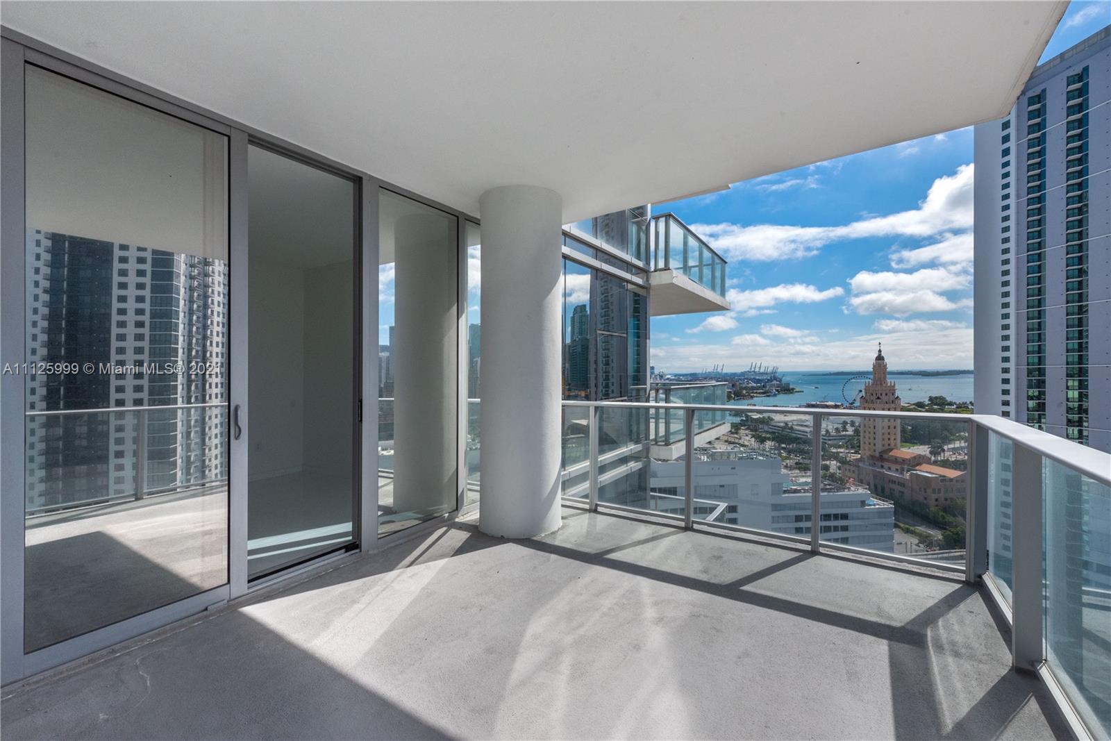 851 NE 1st Ave #1912