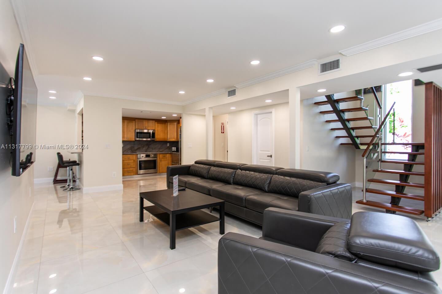 1022 Adams St Hollywood, FL 33019