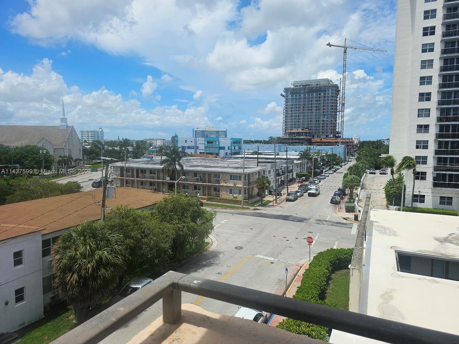 image PETER ALAN CONDO APTS12