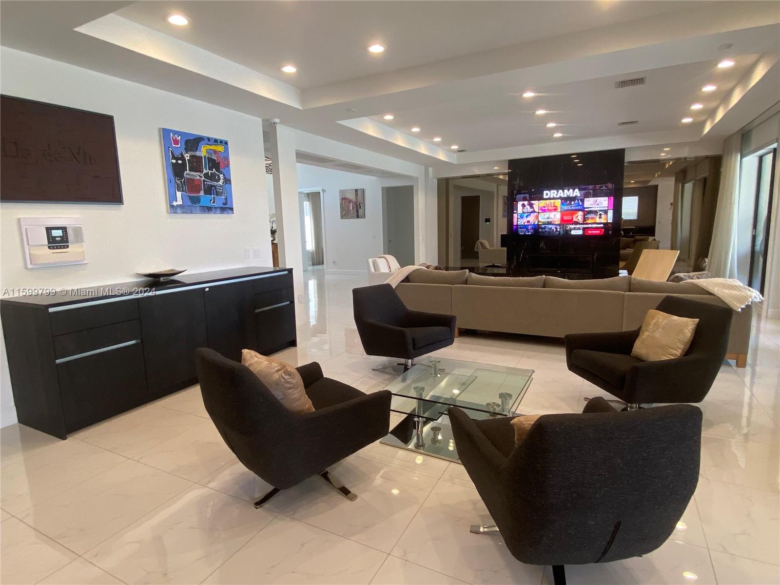 Undisclosed Address Hallandale Beach, FL 33009