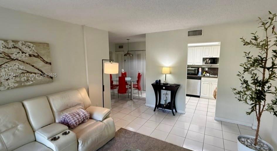 8311 SW 142th Nd Ave #I-205