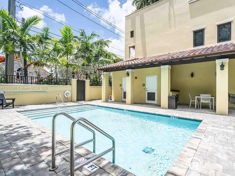 1091 Galiano St Coral Gables, FL 33134