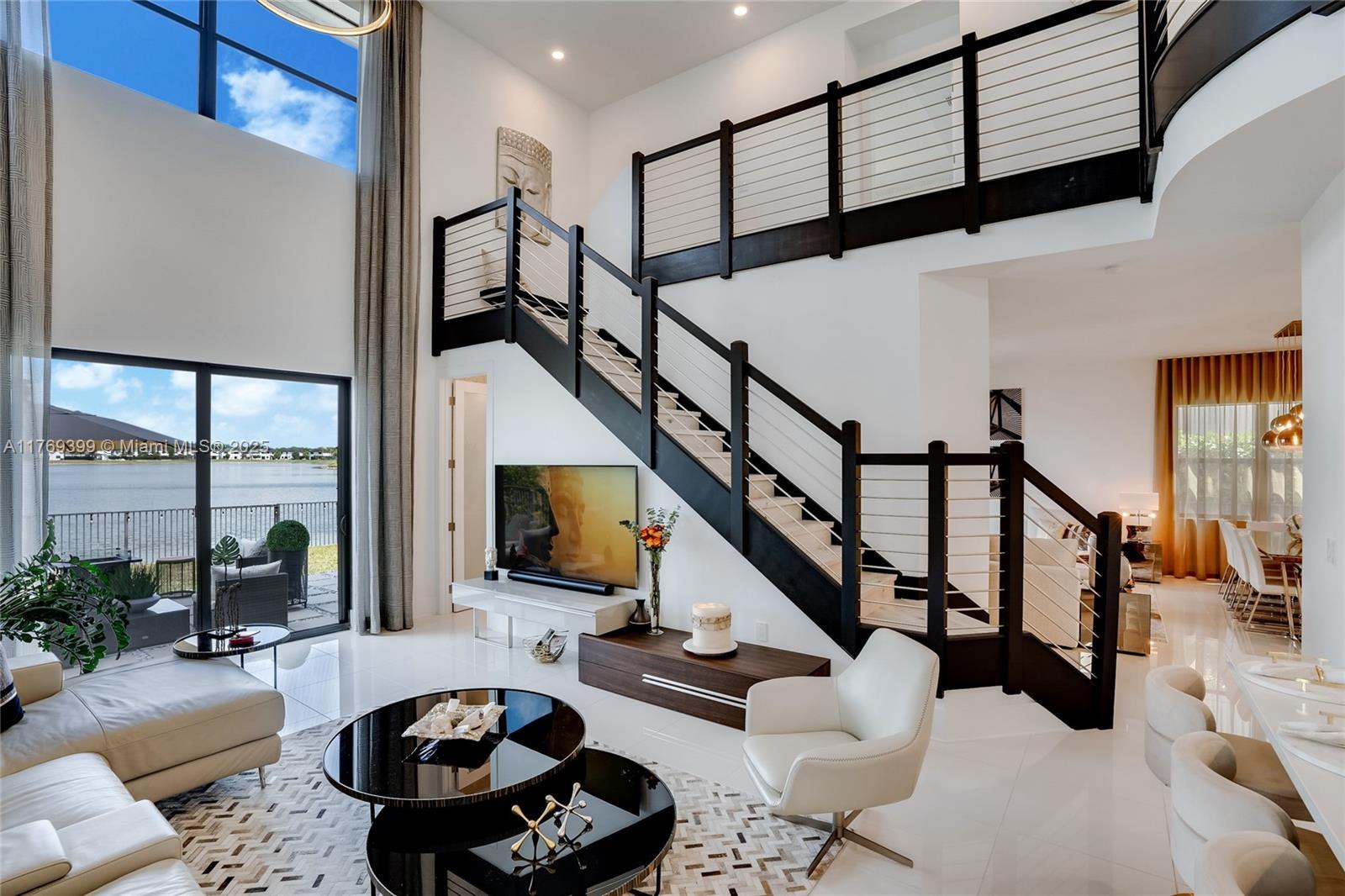 8823 NW 155th Ter Miami Lakes, FL 33018