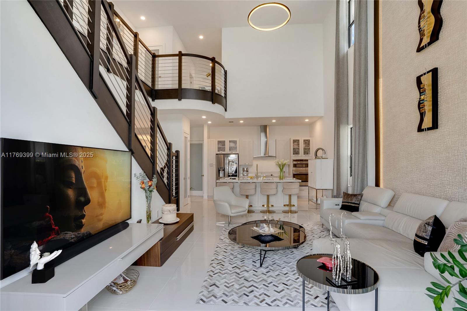 8823 NW 155th Ter Miami Lakes, FL 33018