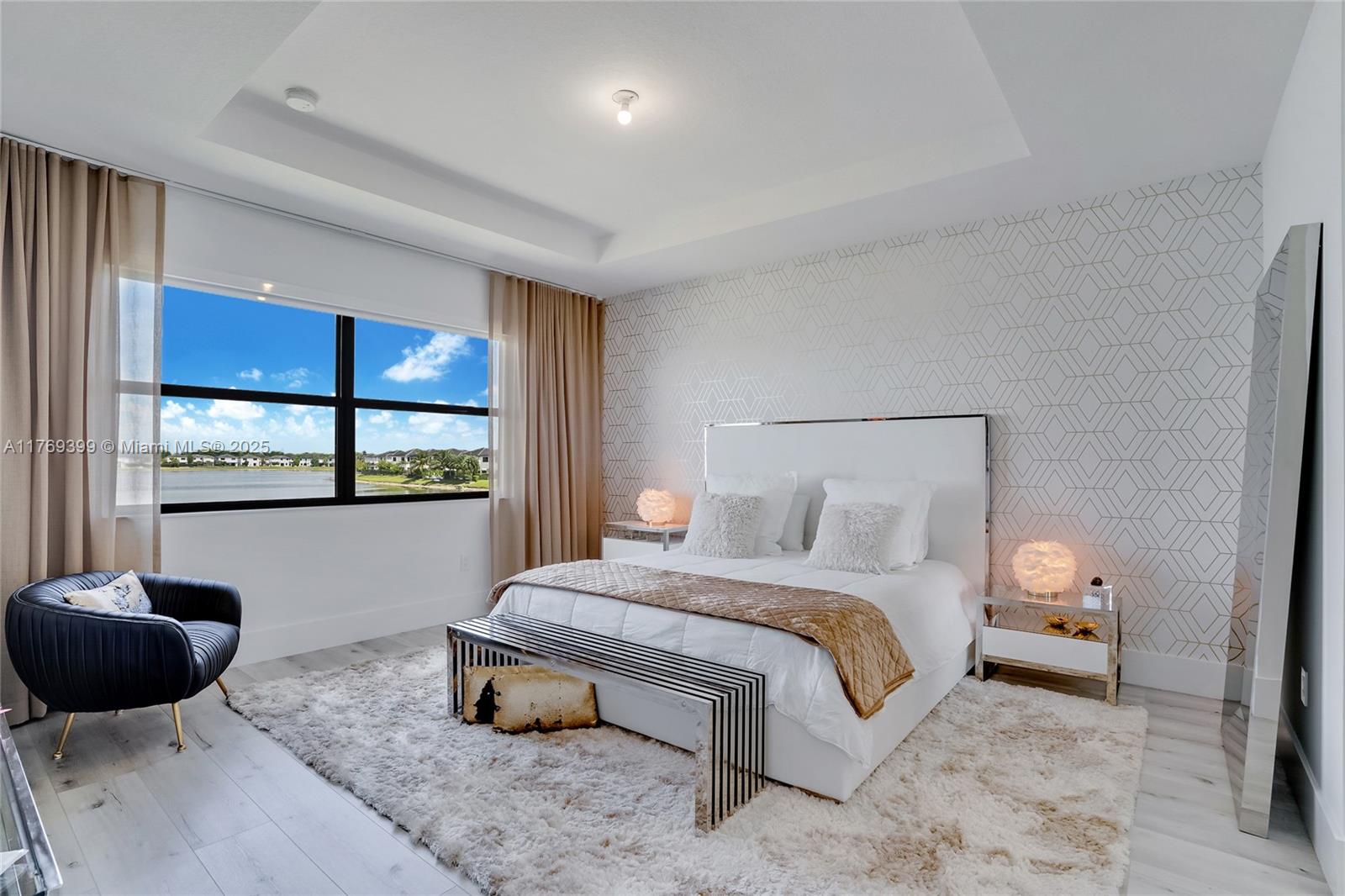 8823 NW 155th Ter Miami Lakes, FL 33018