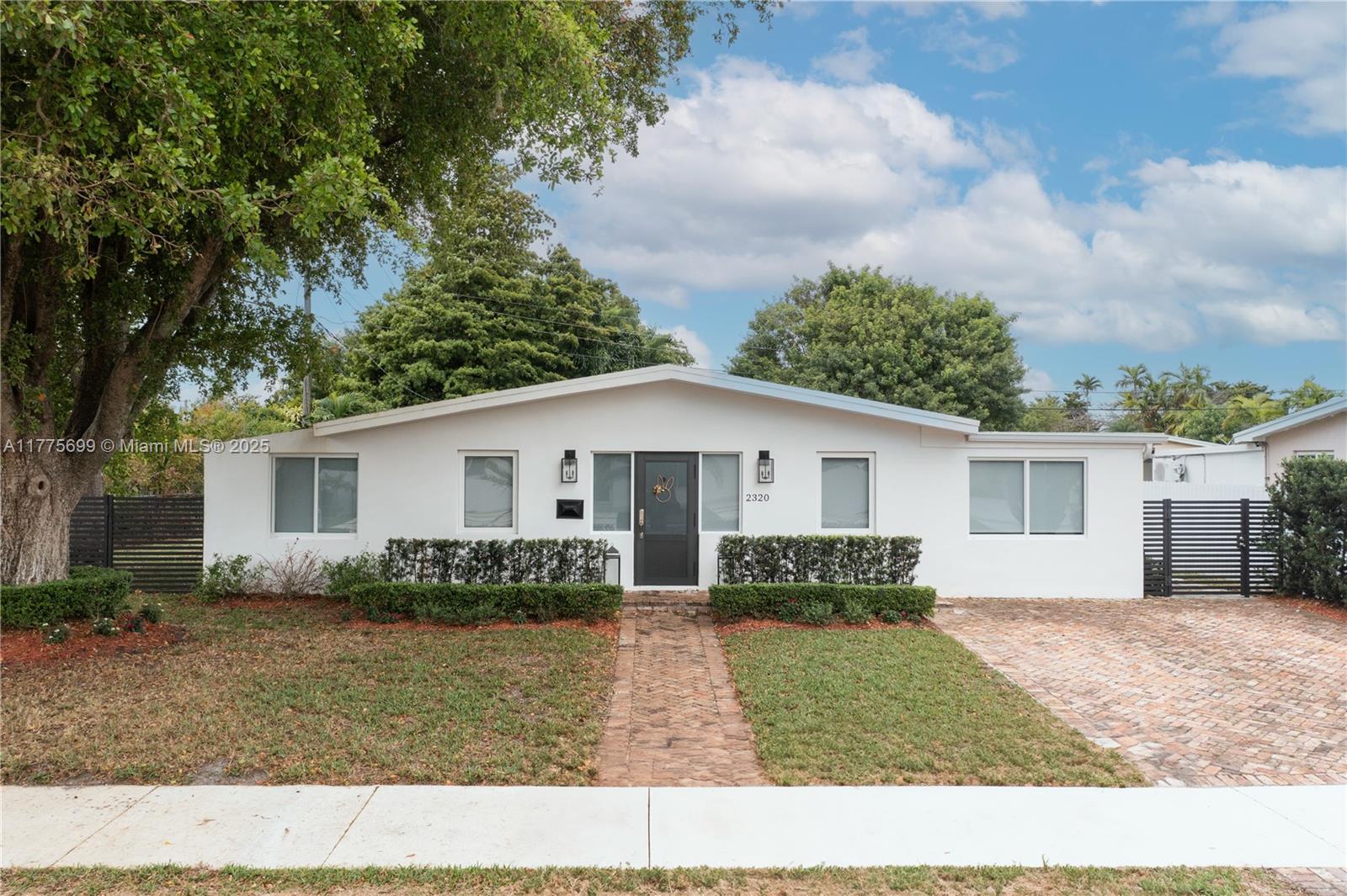 2320 SW 89th Ct