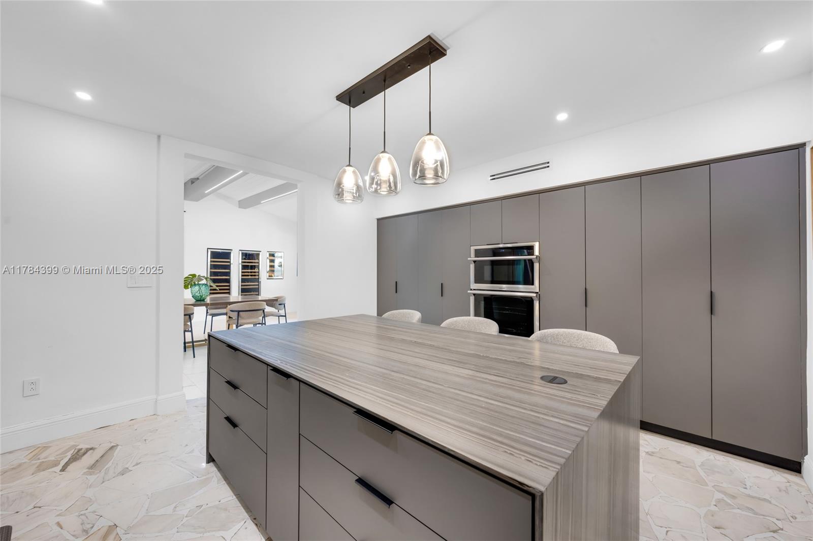 1141 NE 90th St Miami, FL 33138 1141 NE 90th St Miami, FL 33138