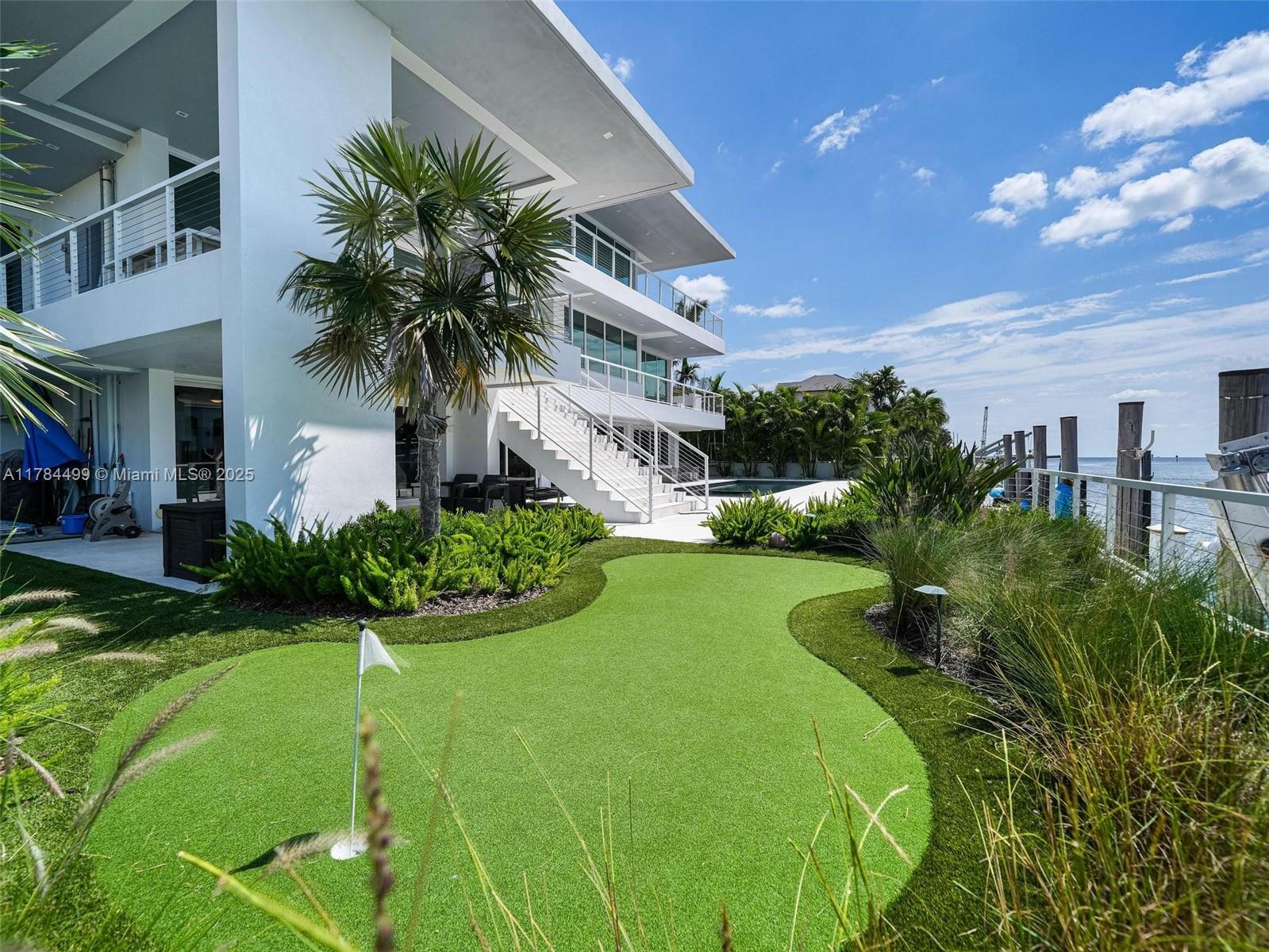 830 Lugo Ave Coral Gables, FL 33156 830 Lugo Ave Coral Gables, FL 33156