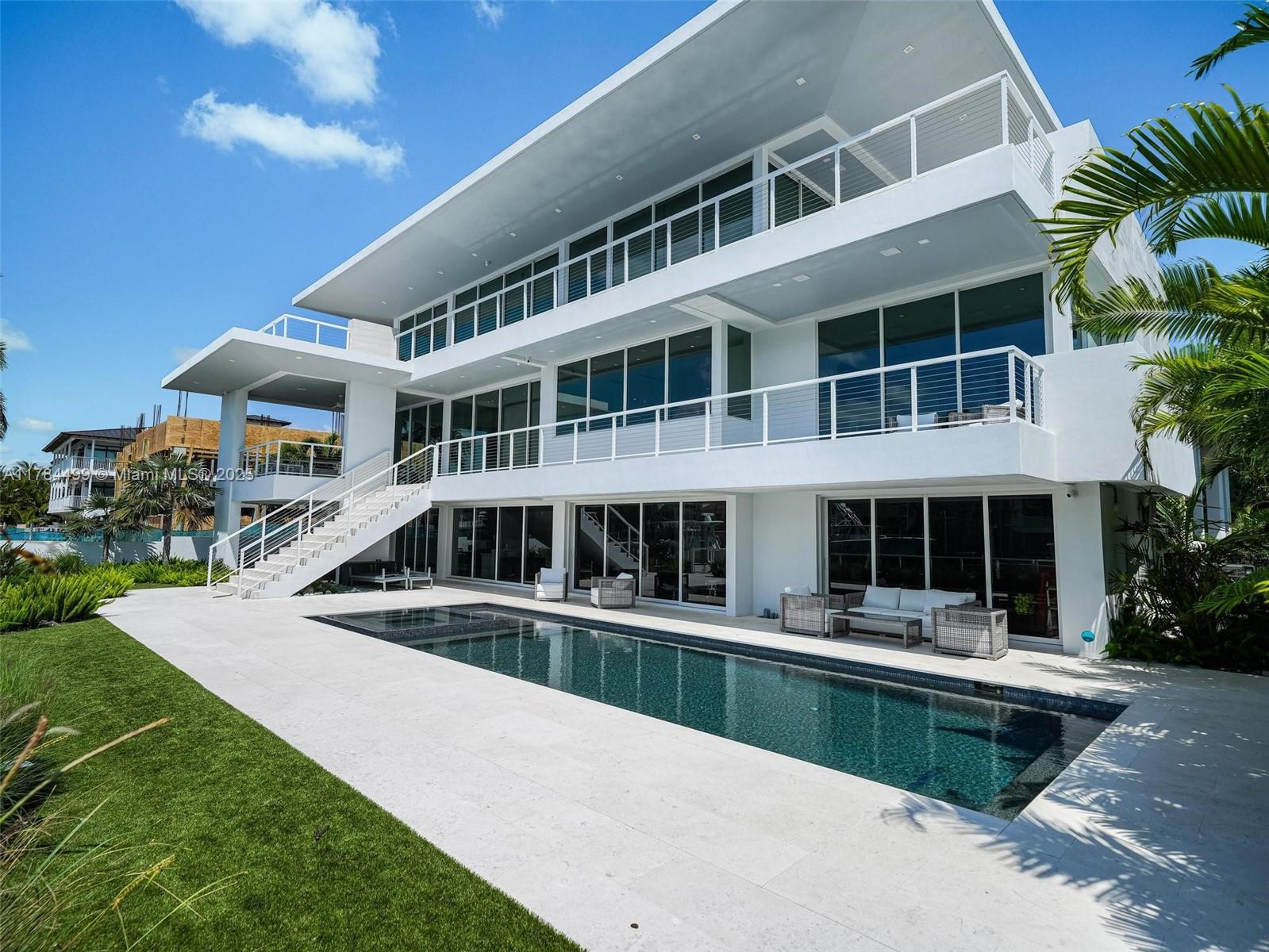 830 Lugo Ave Coral Gables, FL 33156 830 Lugo Ave Coral Gables, FL 33156