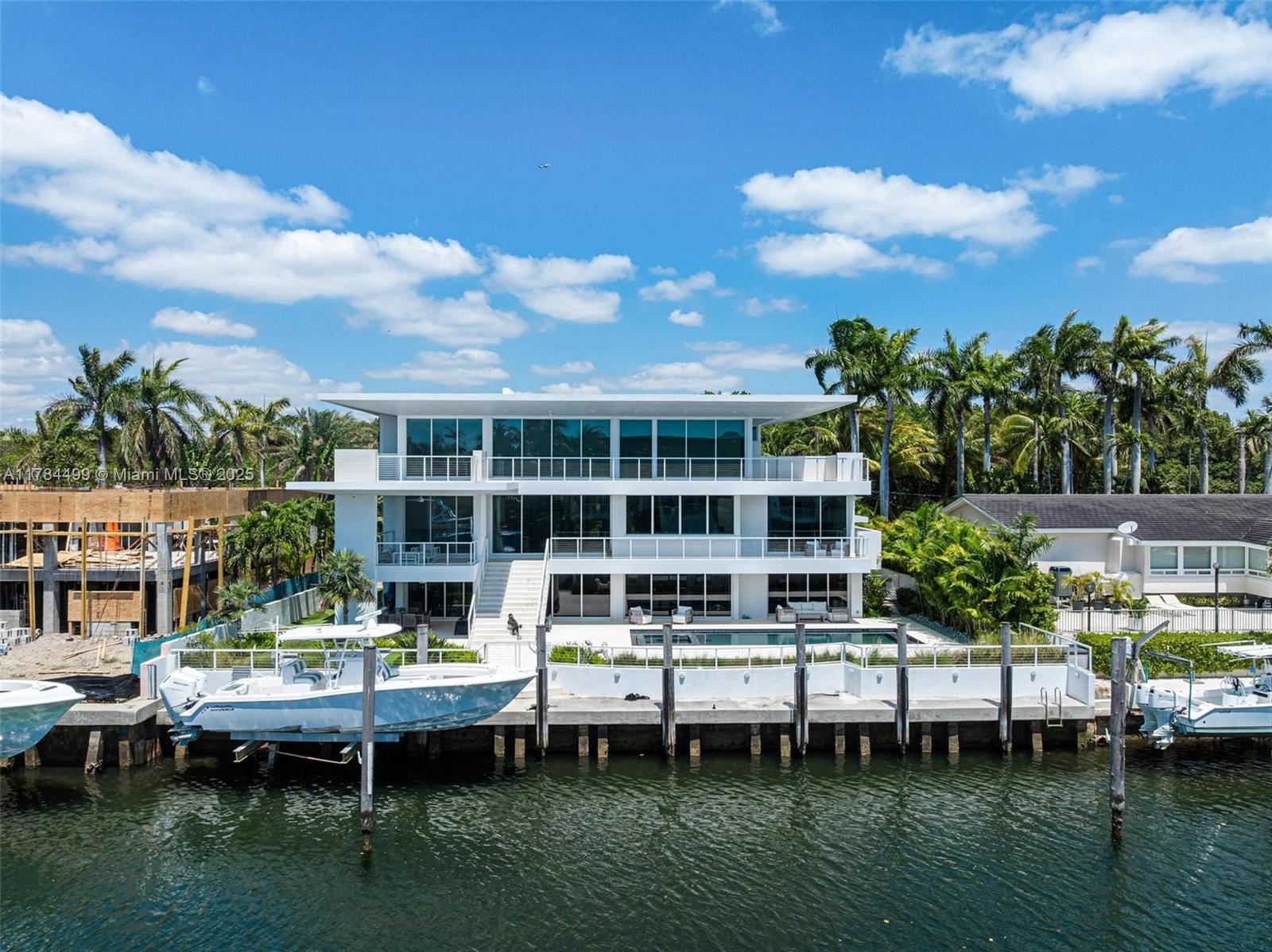 830 Lugo Ave Coral Gables, FL 33156 830 Lugo Ave Coral Gables, FL 33156