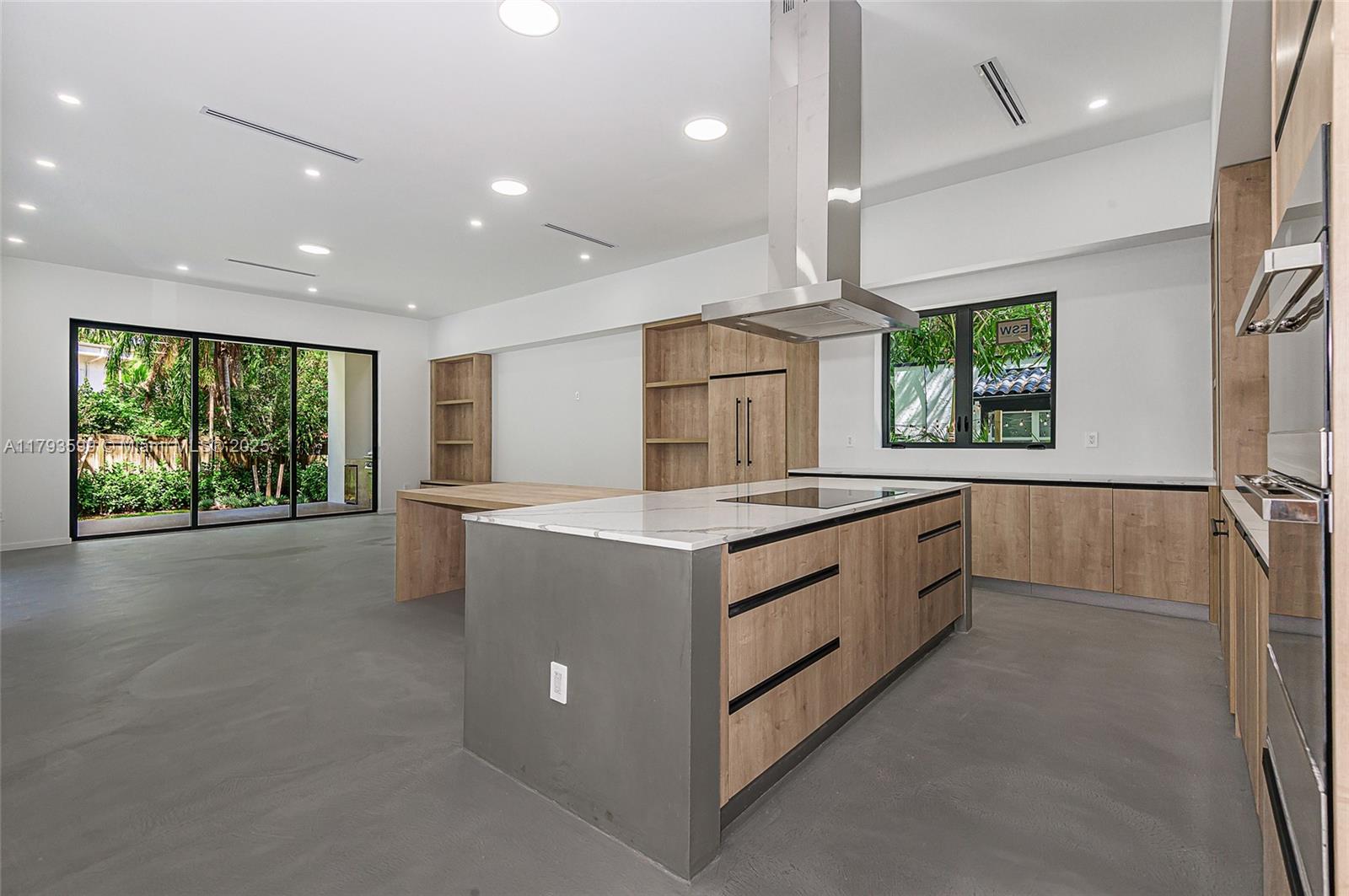 2730 SW 17th Ave Miami, FL 33133