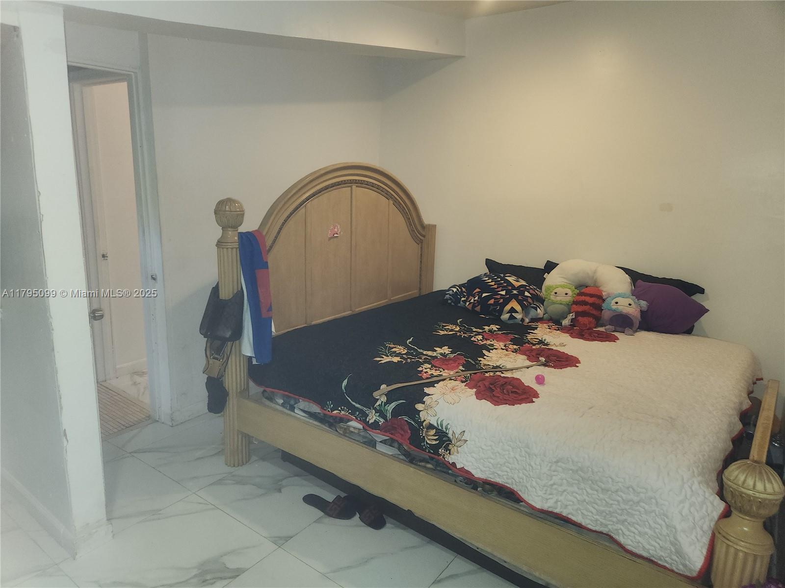 9407 NW 4th Ave,Miami, FL 33150