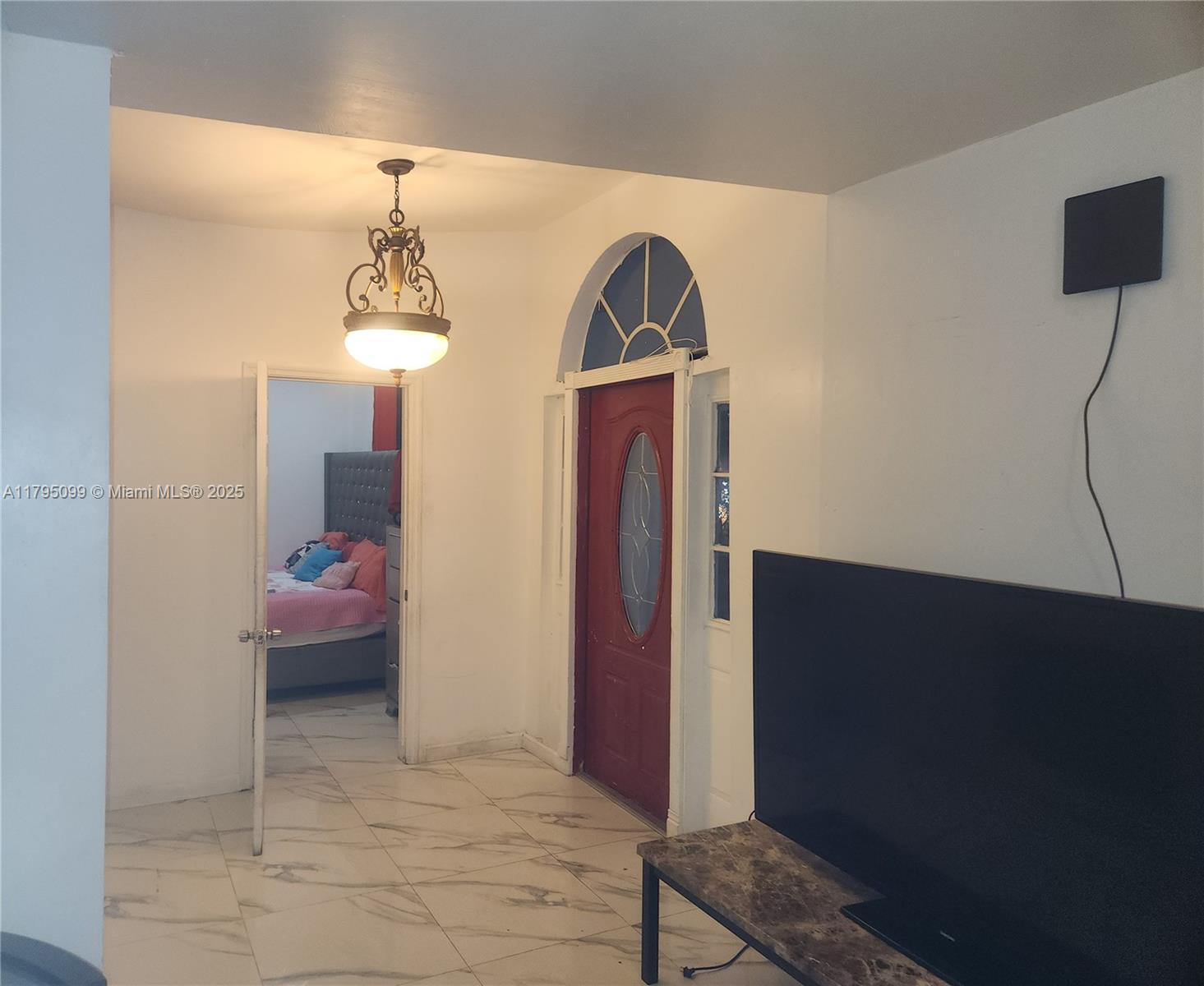 9407 NW 4th Ave,Miami, FL 33150