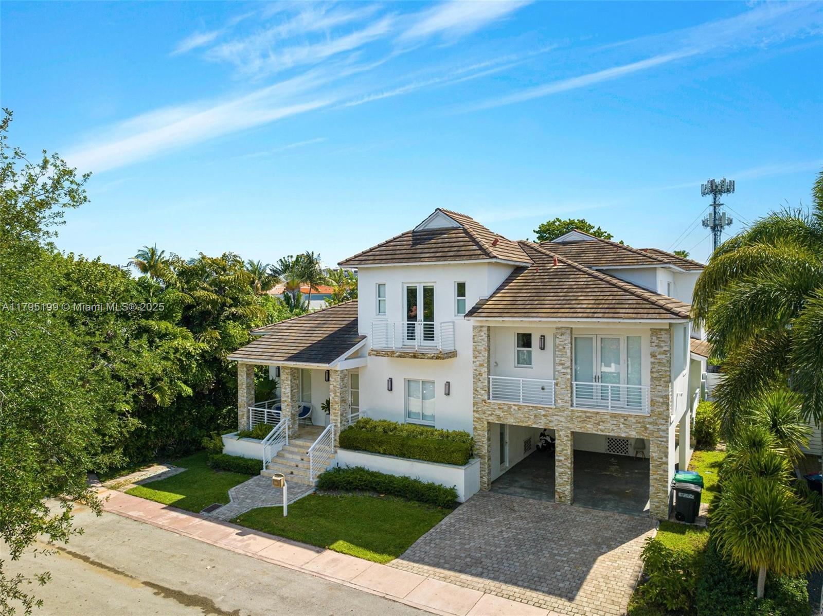 689 Glenridge Rd Key Biscayne, FL 33149 689 Glenridge Rd Key Biscayne, FL 33149