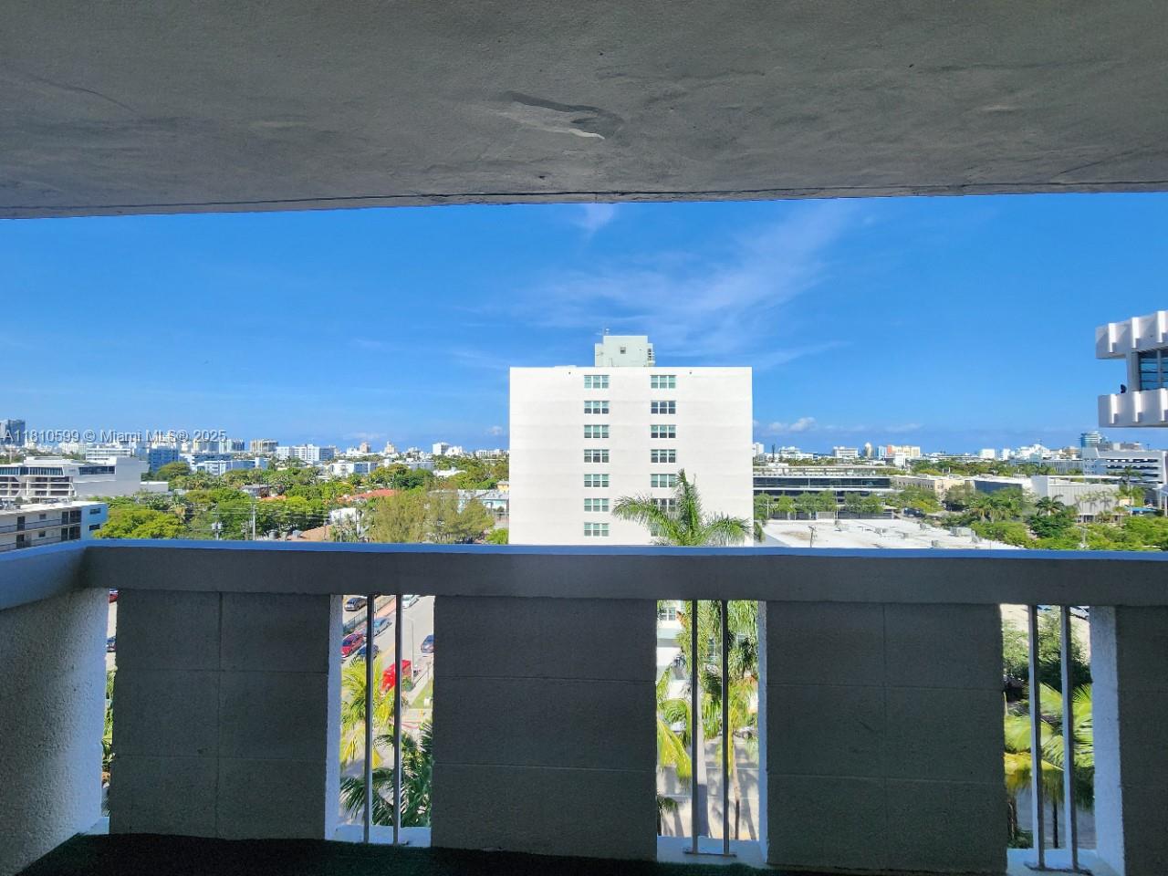 image SOUTH BAY CLUB11