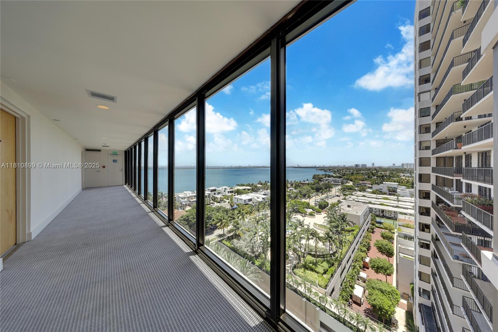 image One Thousand Venetian Way14