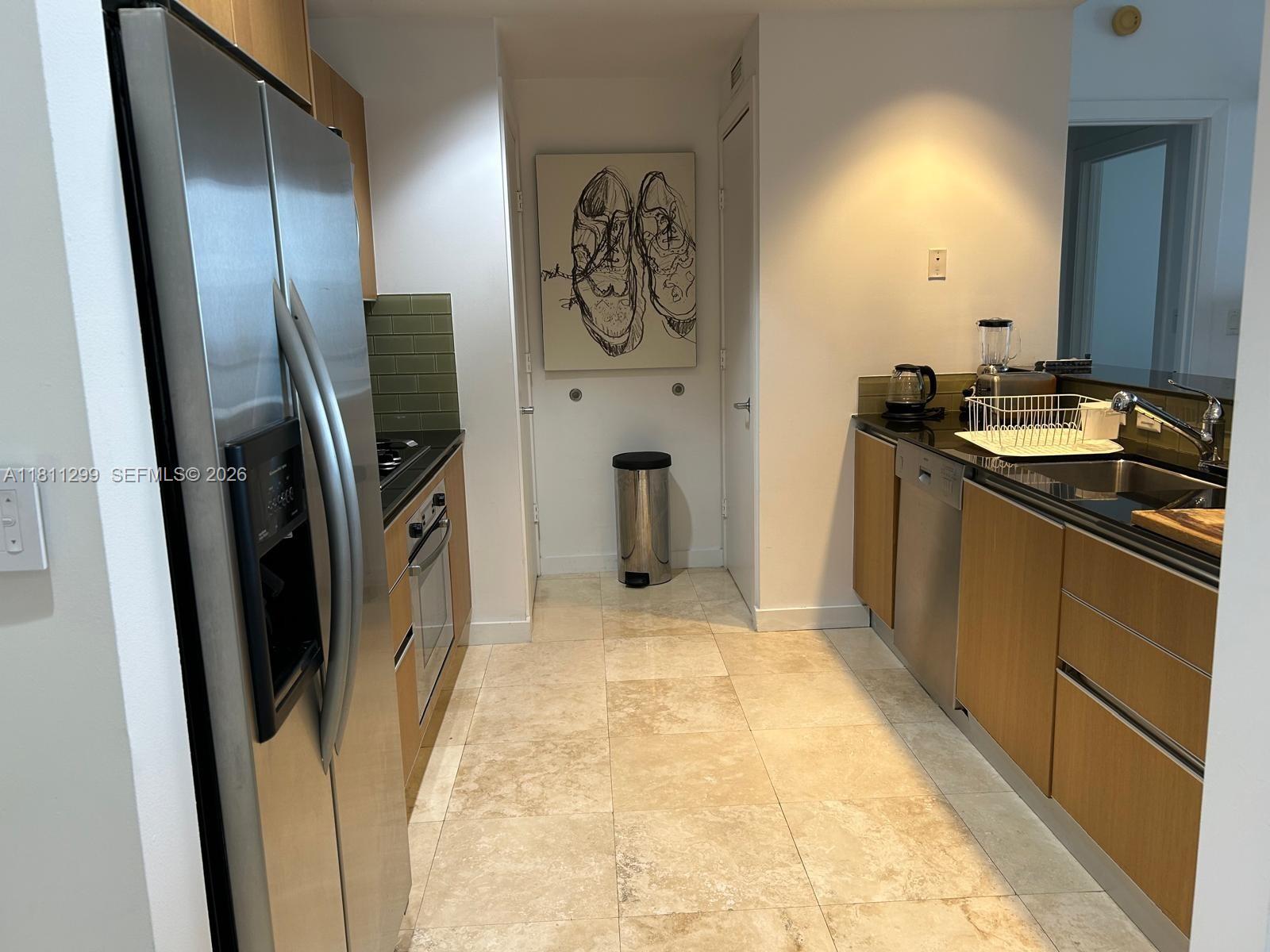 image 1060 Brickell Condo5