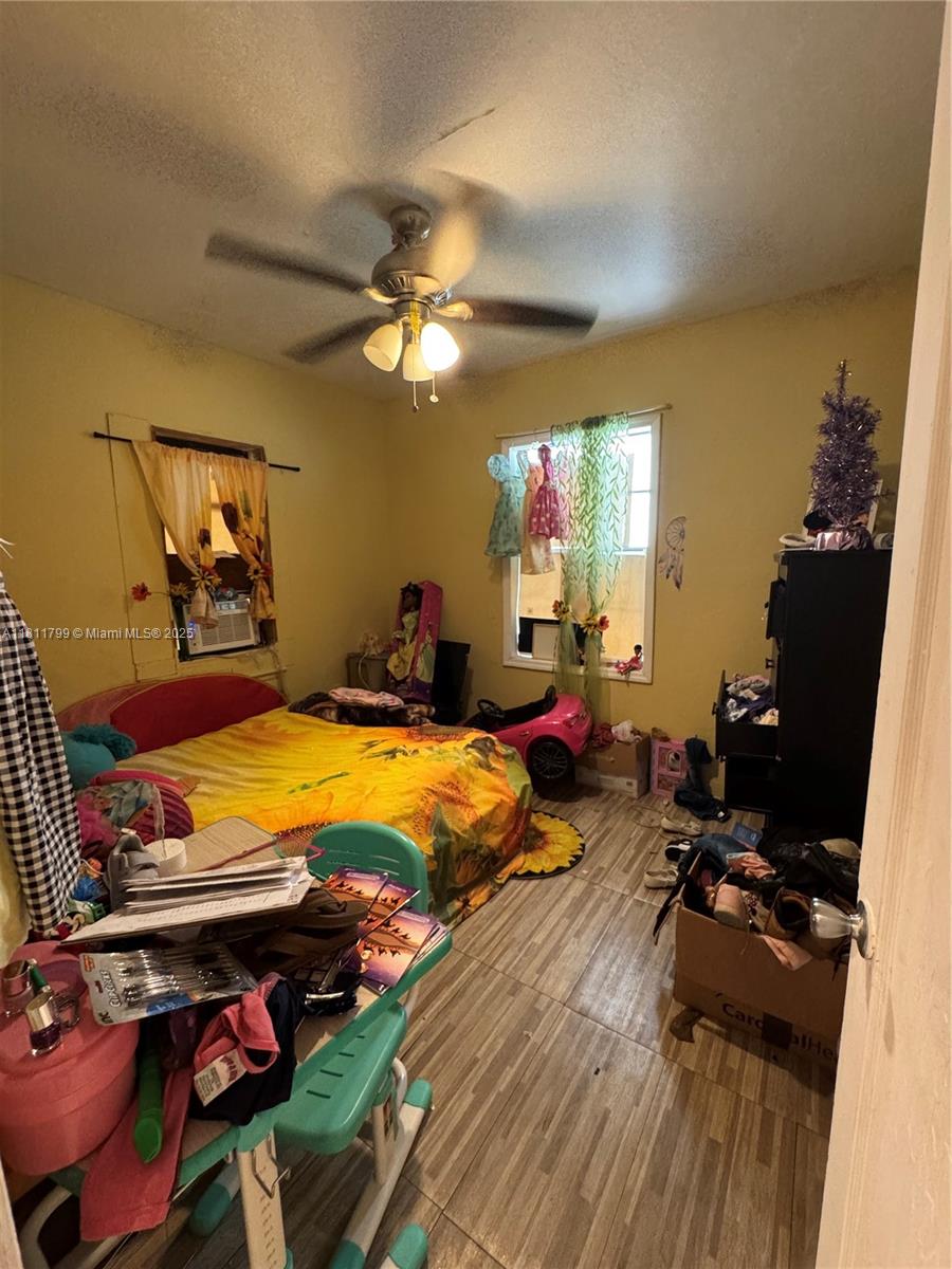 151 NW 64th St,Miami, FL 33150