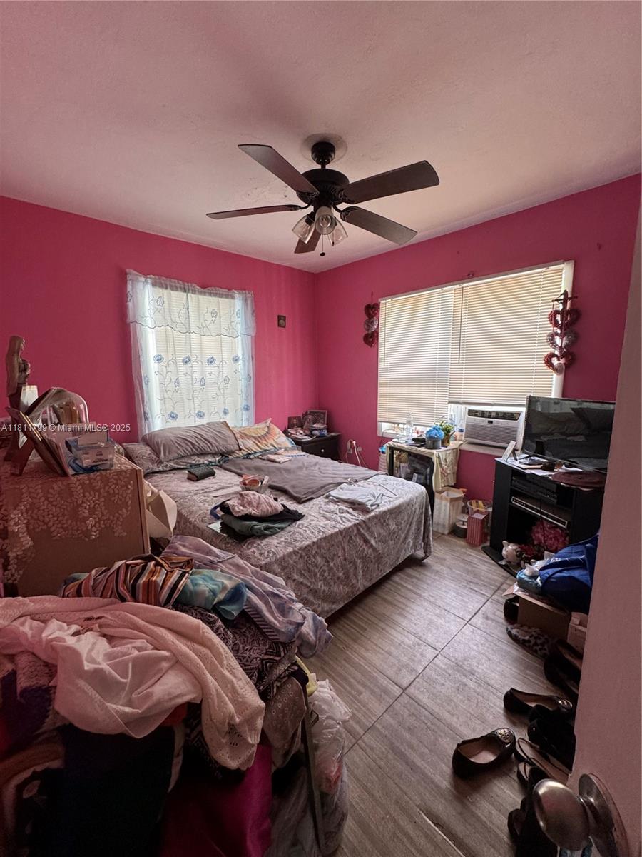 151 NW 64th St,Miami, FL 33150