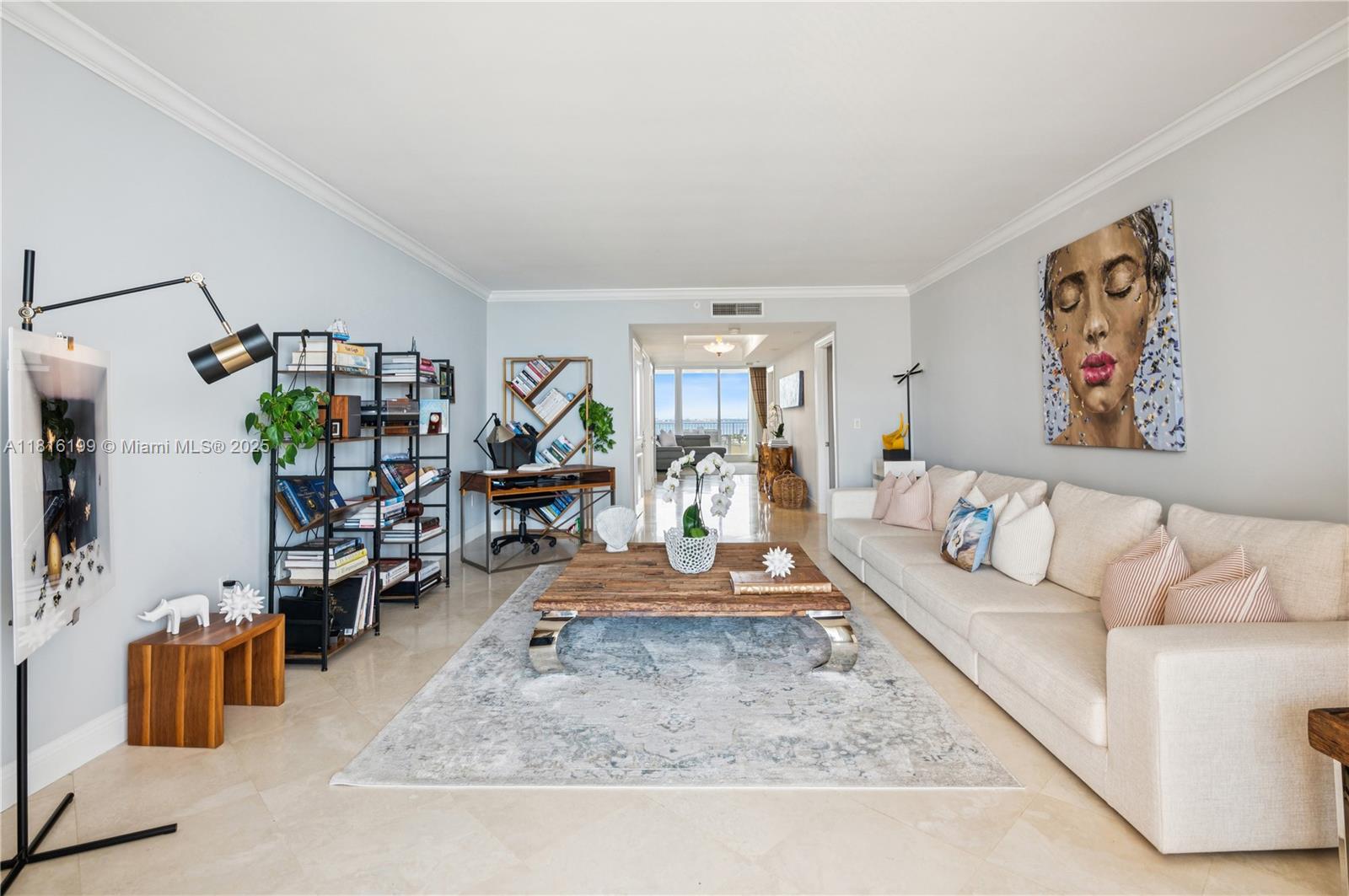 image THE OCEAN CLUB4