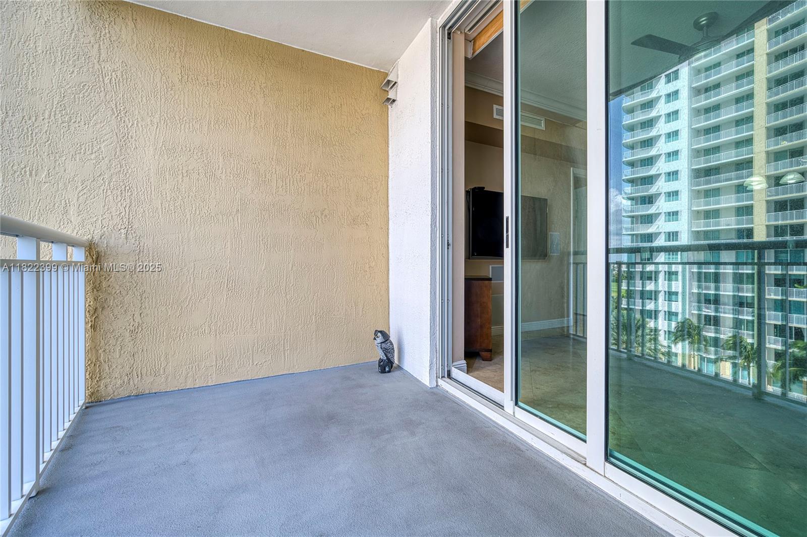 image Duo Condominium13