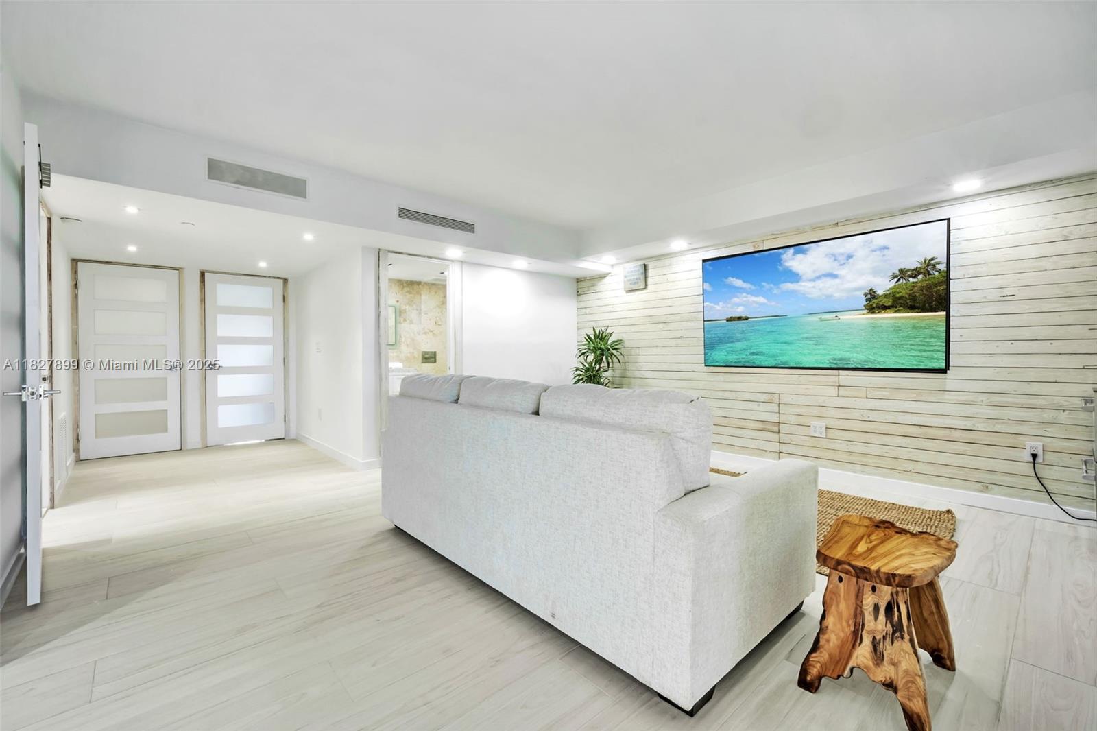 2443 Fisher Is Dr #5403 Miami Beach, FL 33109