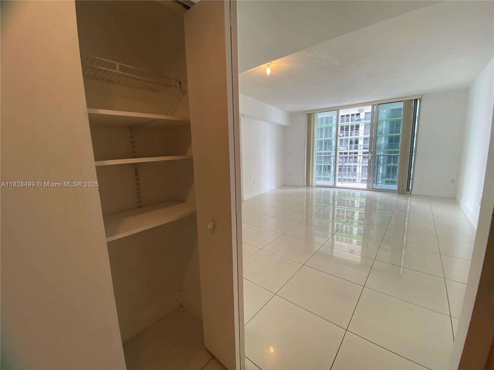 image Opera Tower Condo21