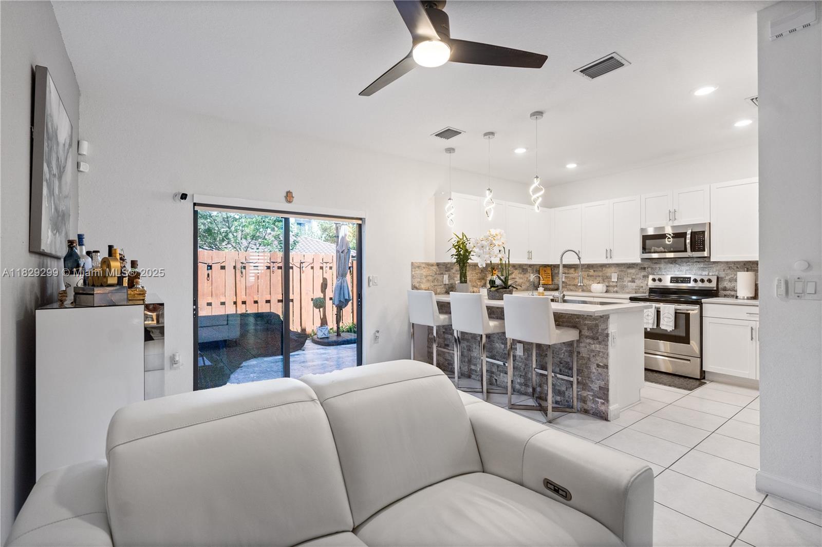 21018 NE 8th Ave #21018,Miami, FL 33179