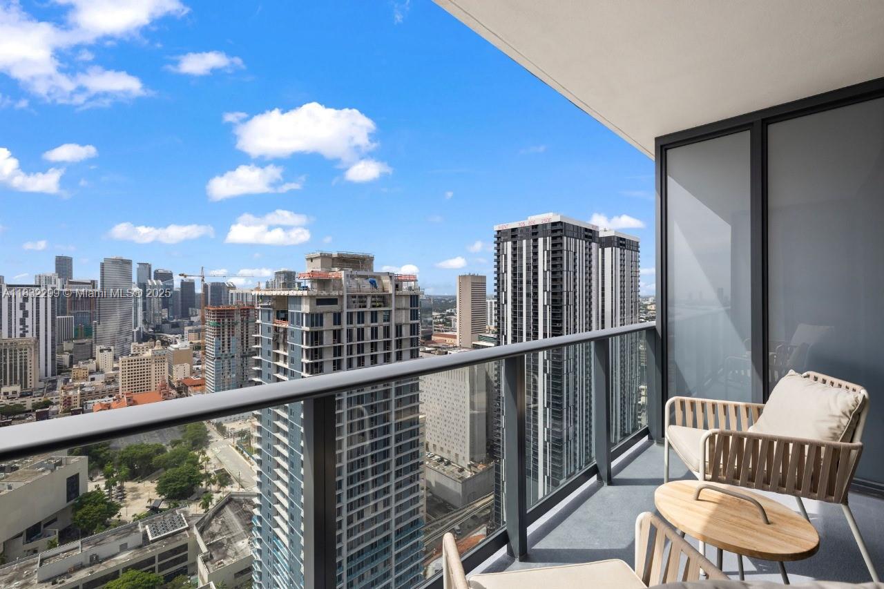 image Natiivo Condo4