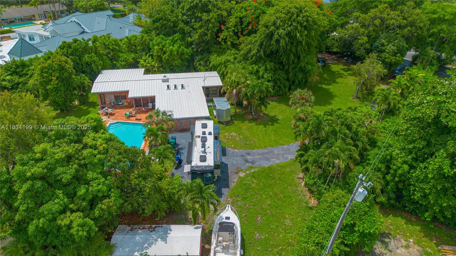 6801 SW 136th St Pinecrest, FL 33156