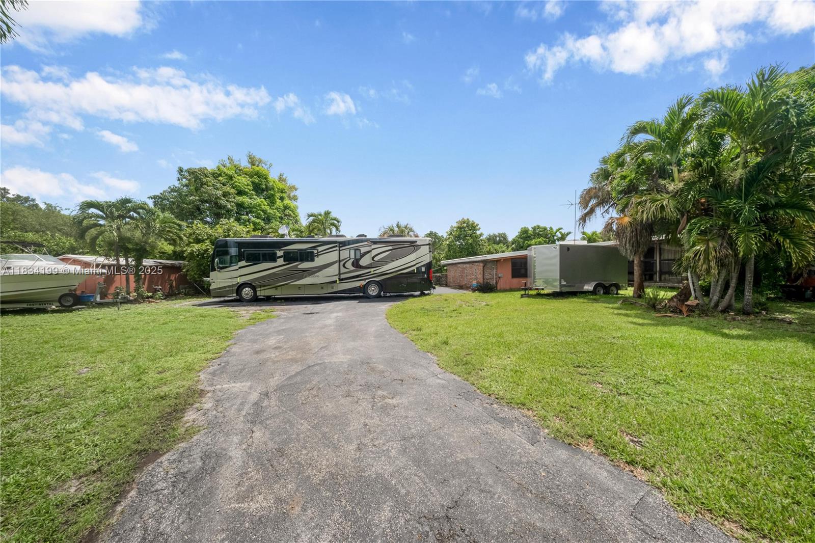 6801 SW 136th St Pinecrest, FL 33156