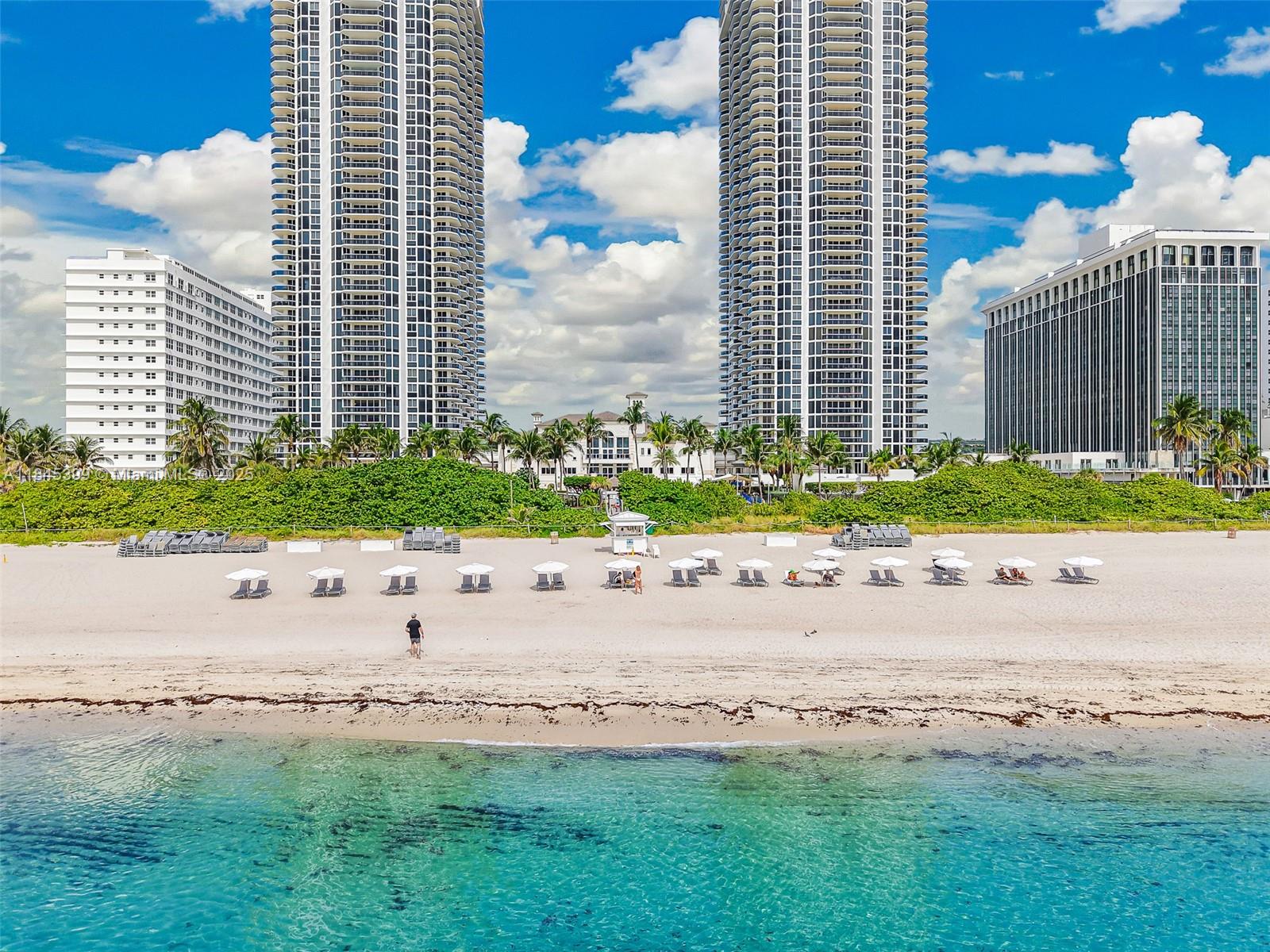 4775 Collins Ave #1704