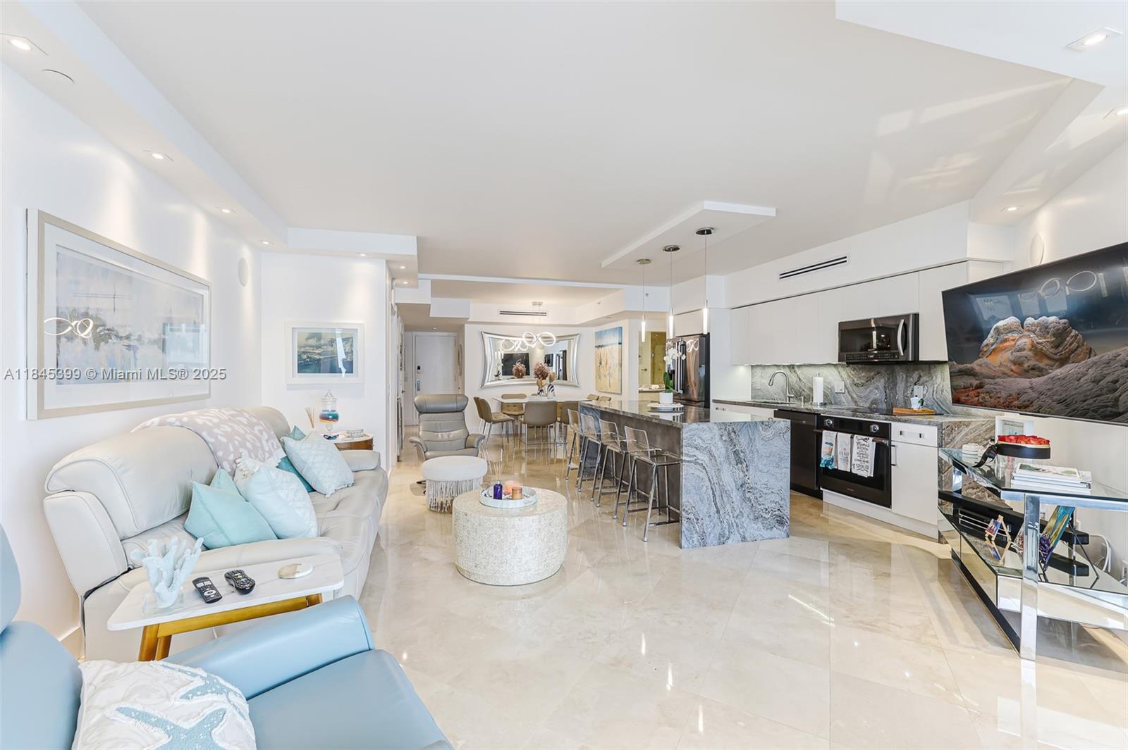 image Green Diamond Condo9