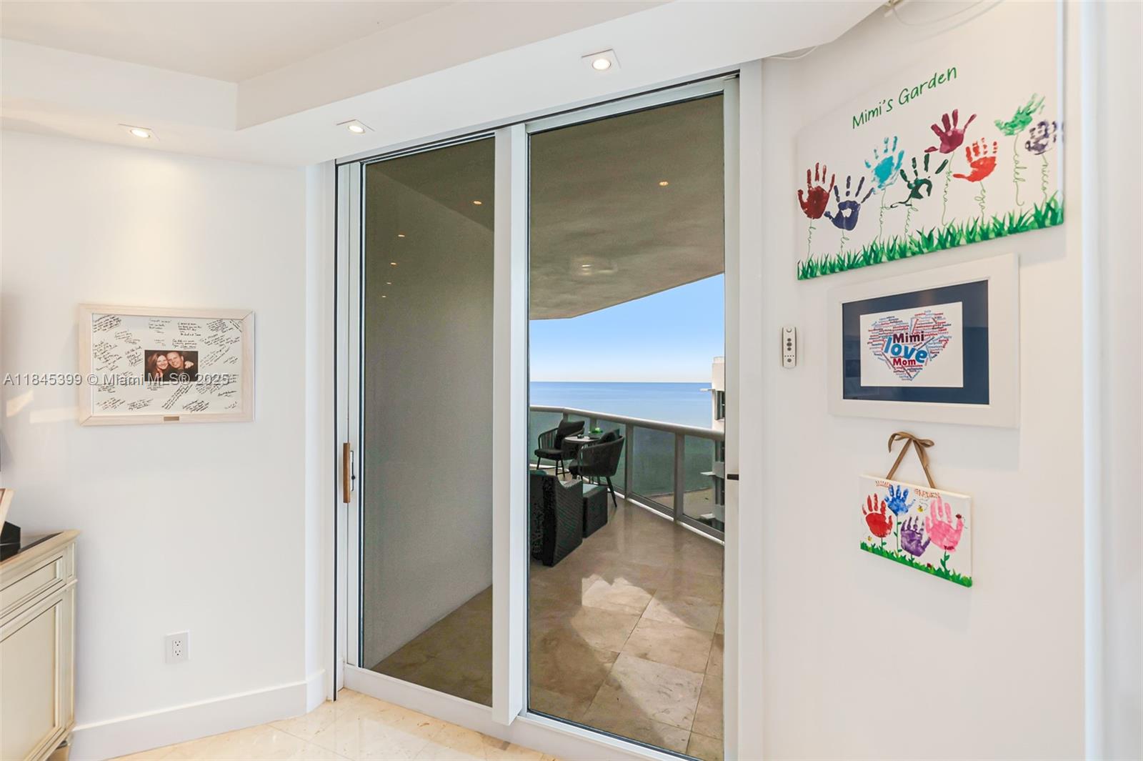 image Green Diamond Condo23