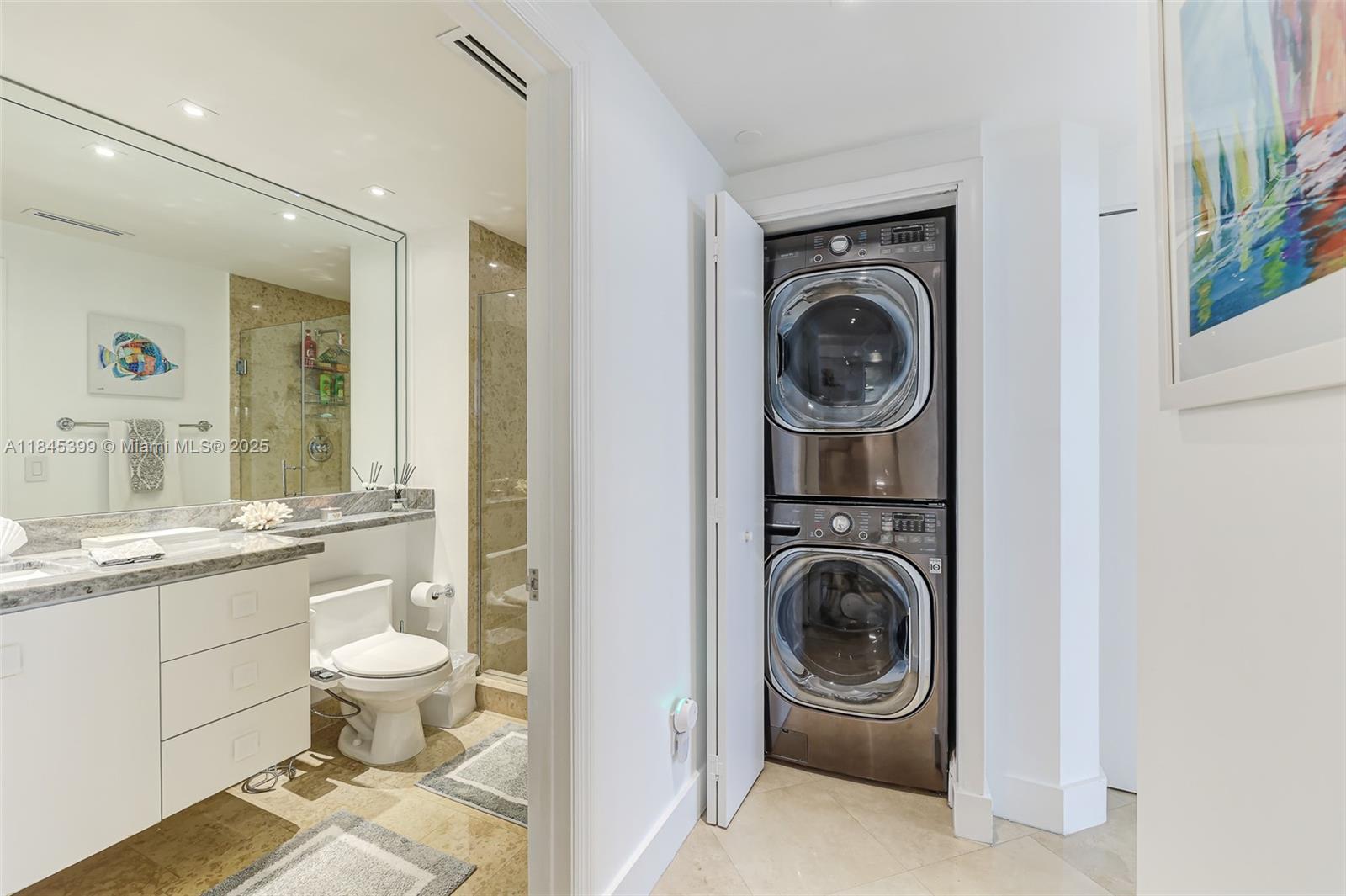 image Green Diamond Condo32