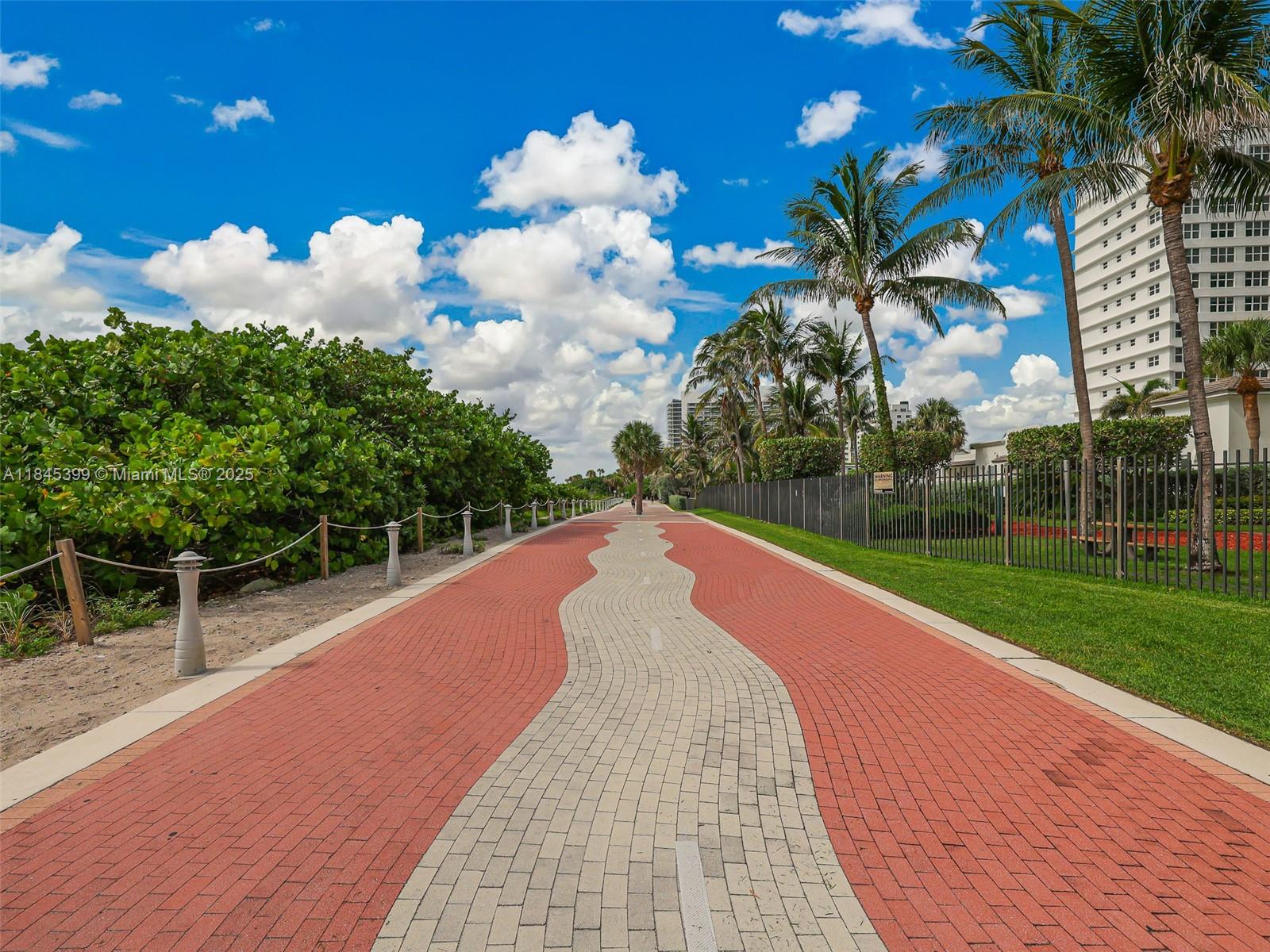 image Green Diamond Condo40