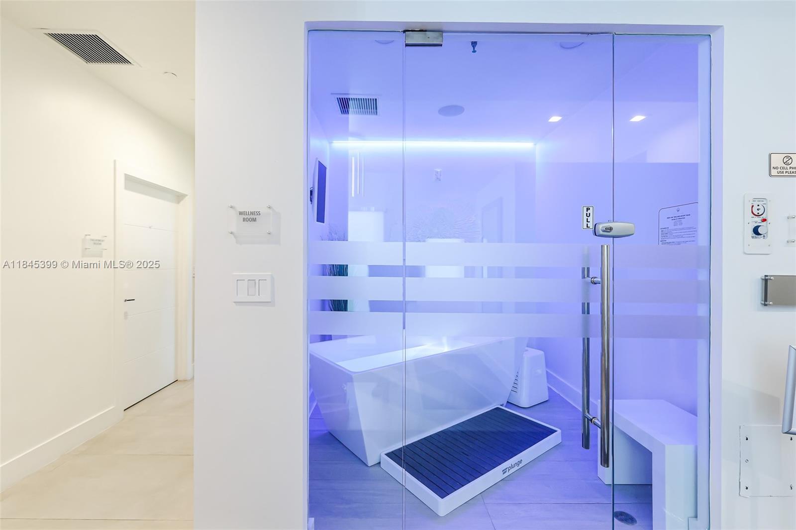 image Green Diamond Condo54
