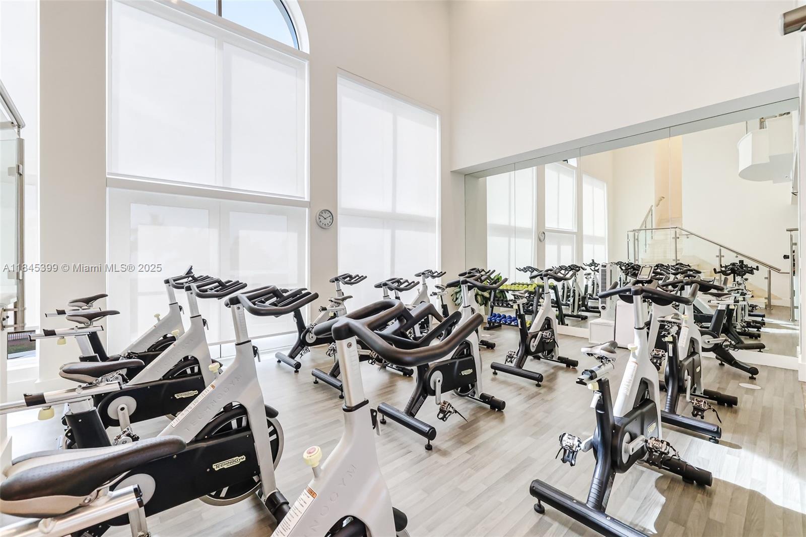 image Green Diamond Condo55