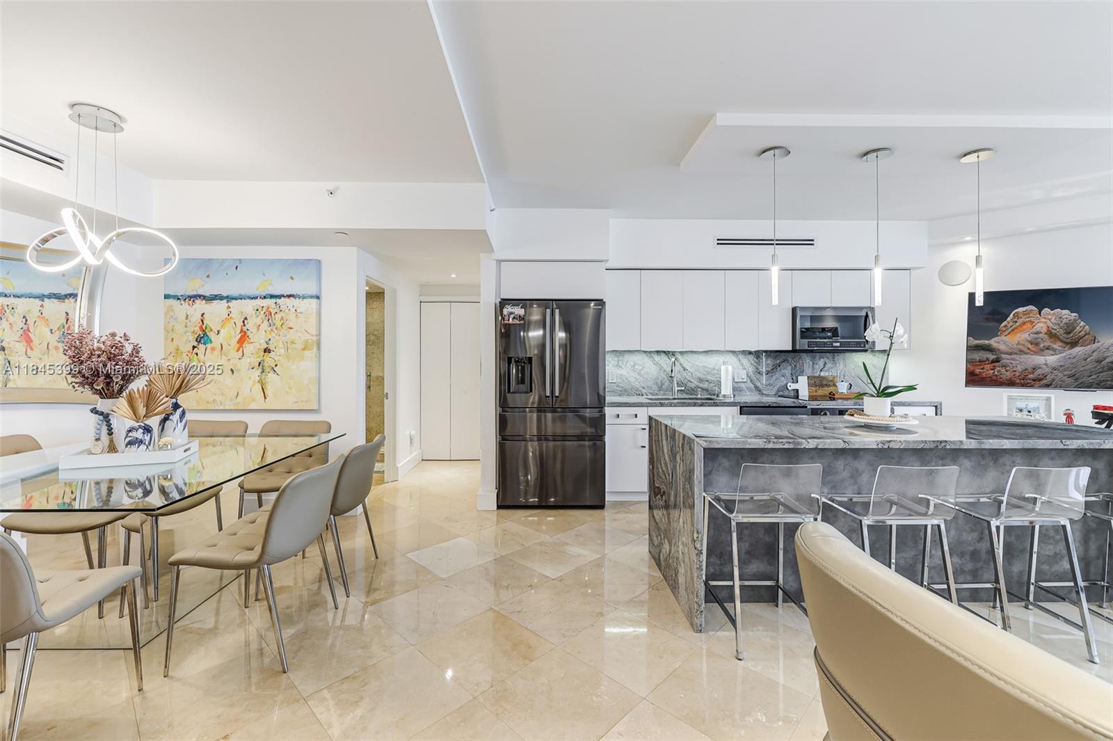 image Green Diamond Condo5