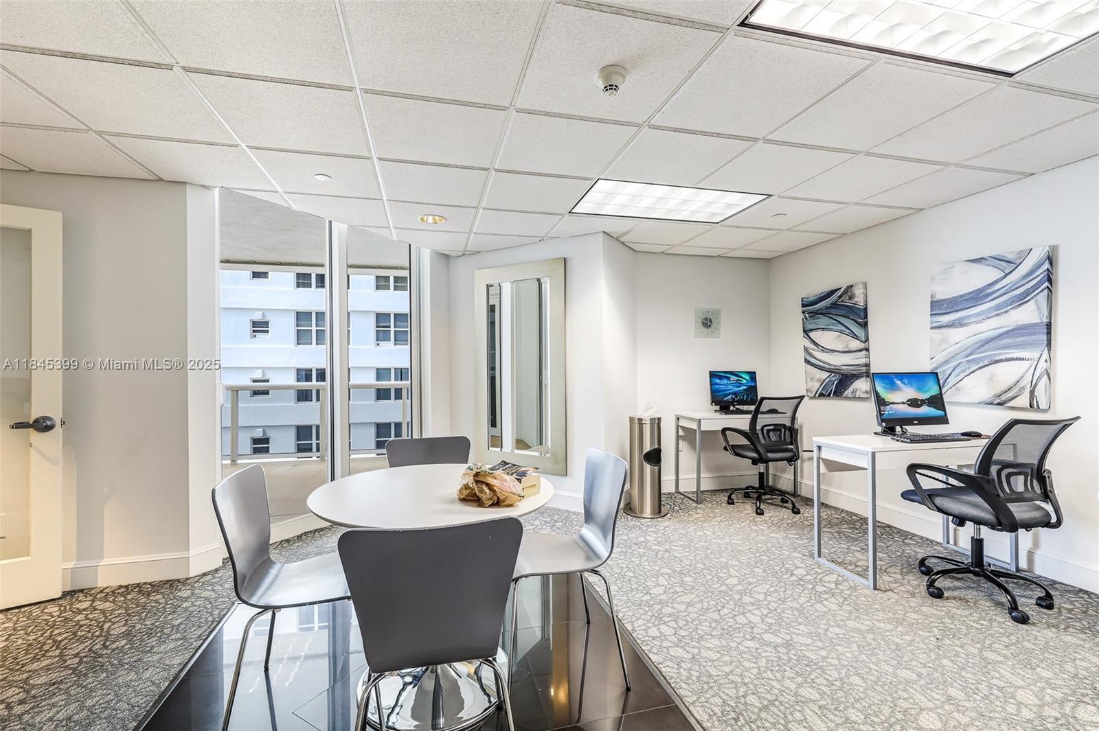 image Green Diamond Condo63