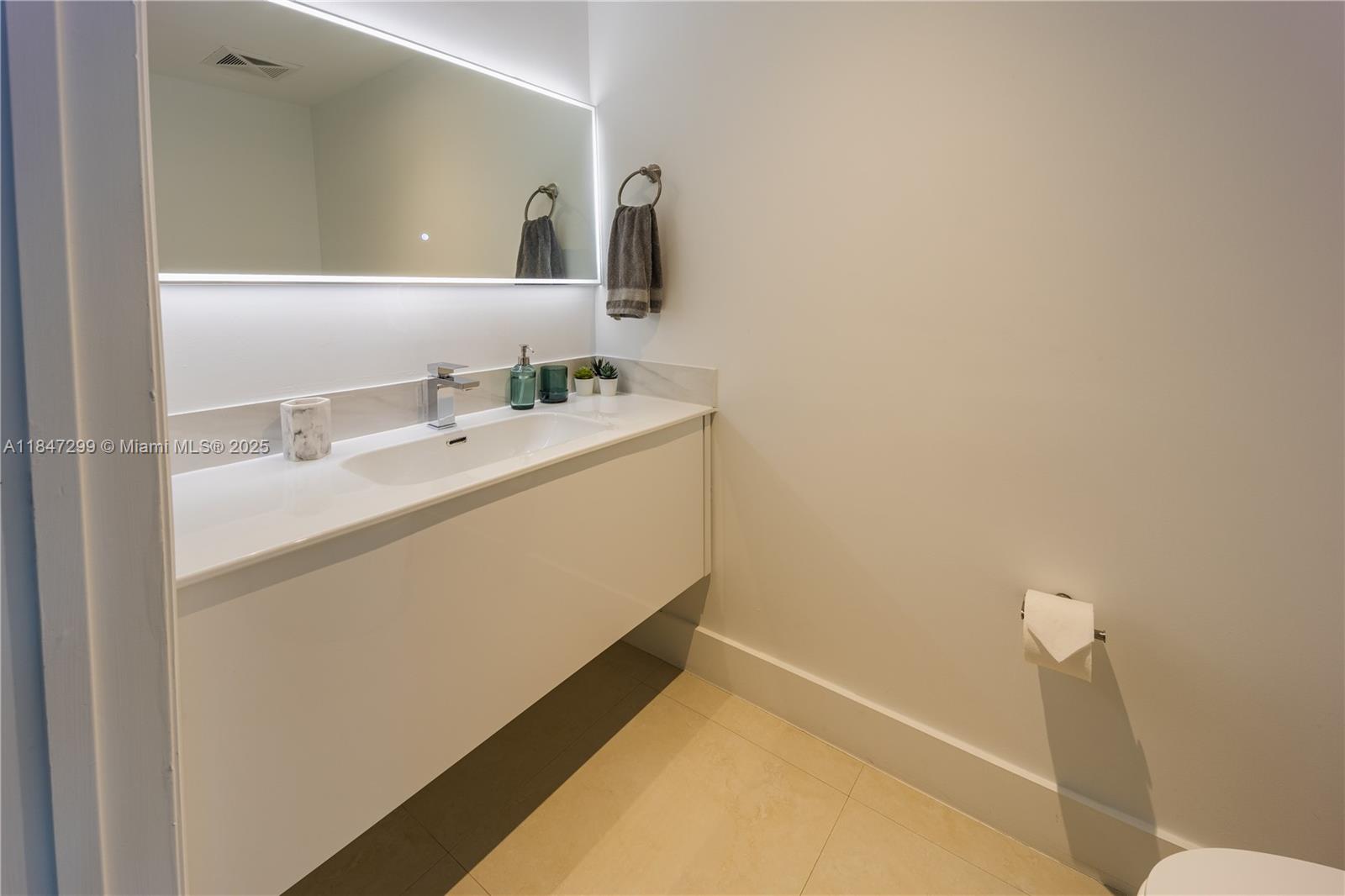 image Infinity At Brickell9