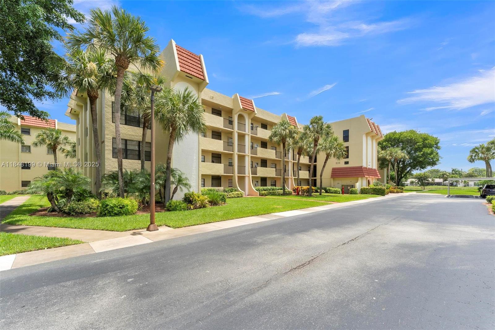 23380 Carolwood Ln #101