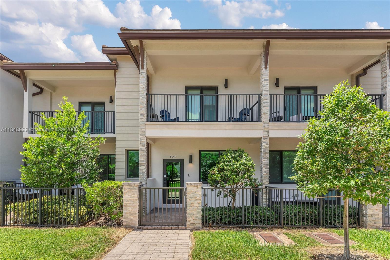 4952 NW 83rd Path