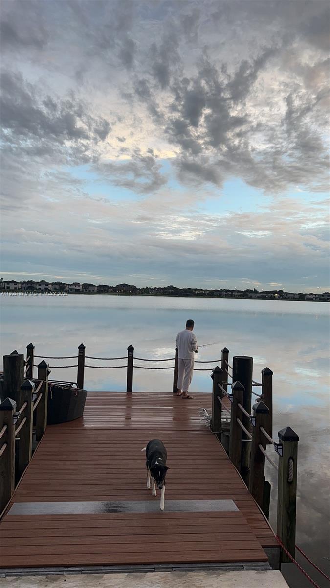 8910 NW 160th Ter Miami Lakes, FL 33018