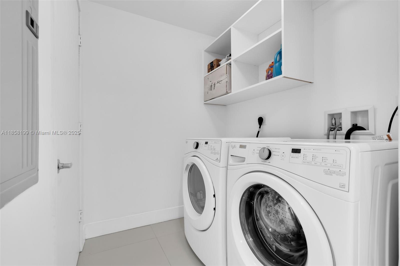 17111 Biscayne Bl #506-S North Miami Beach, FL 33160