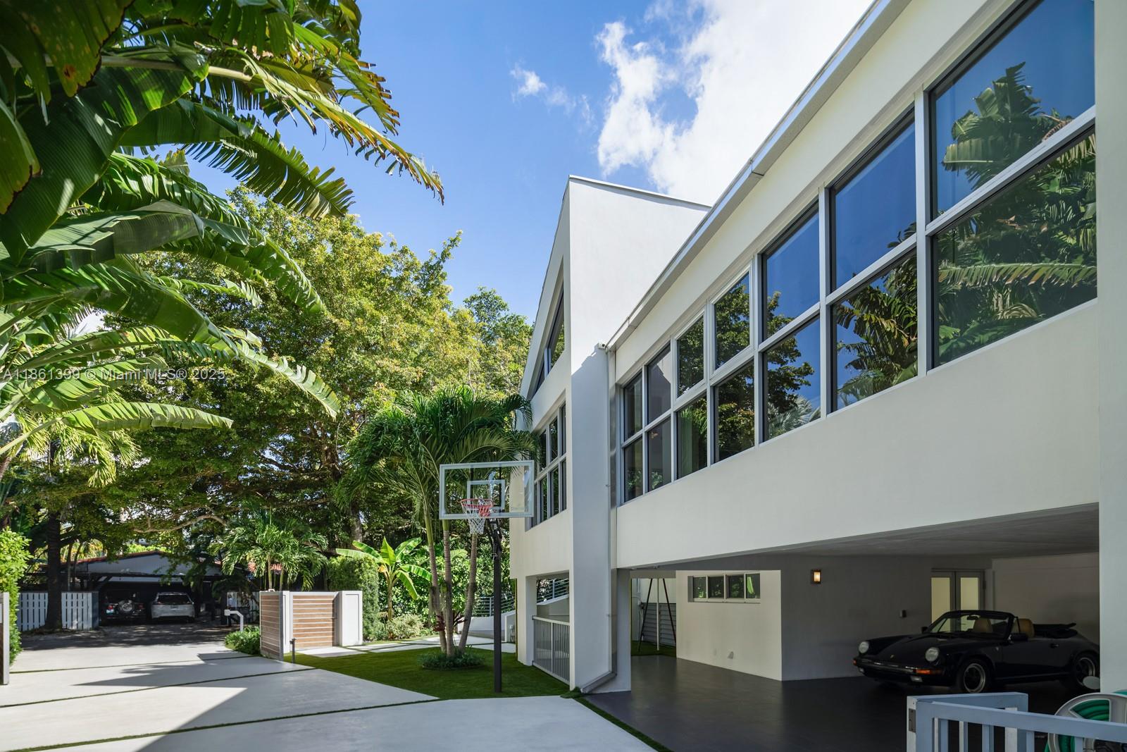 144 N Prospect Dr Coral Gables, FL 33133 144 N Prospect Dr Coral Gables, FL 33133