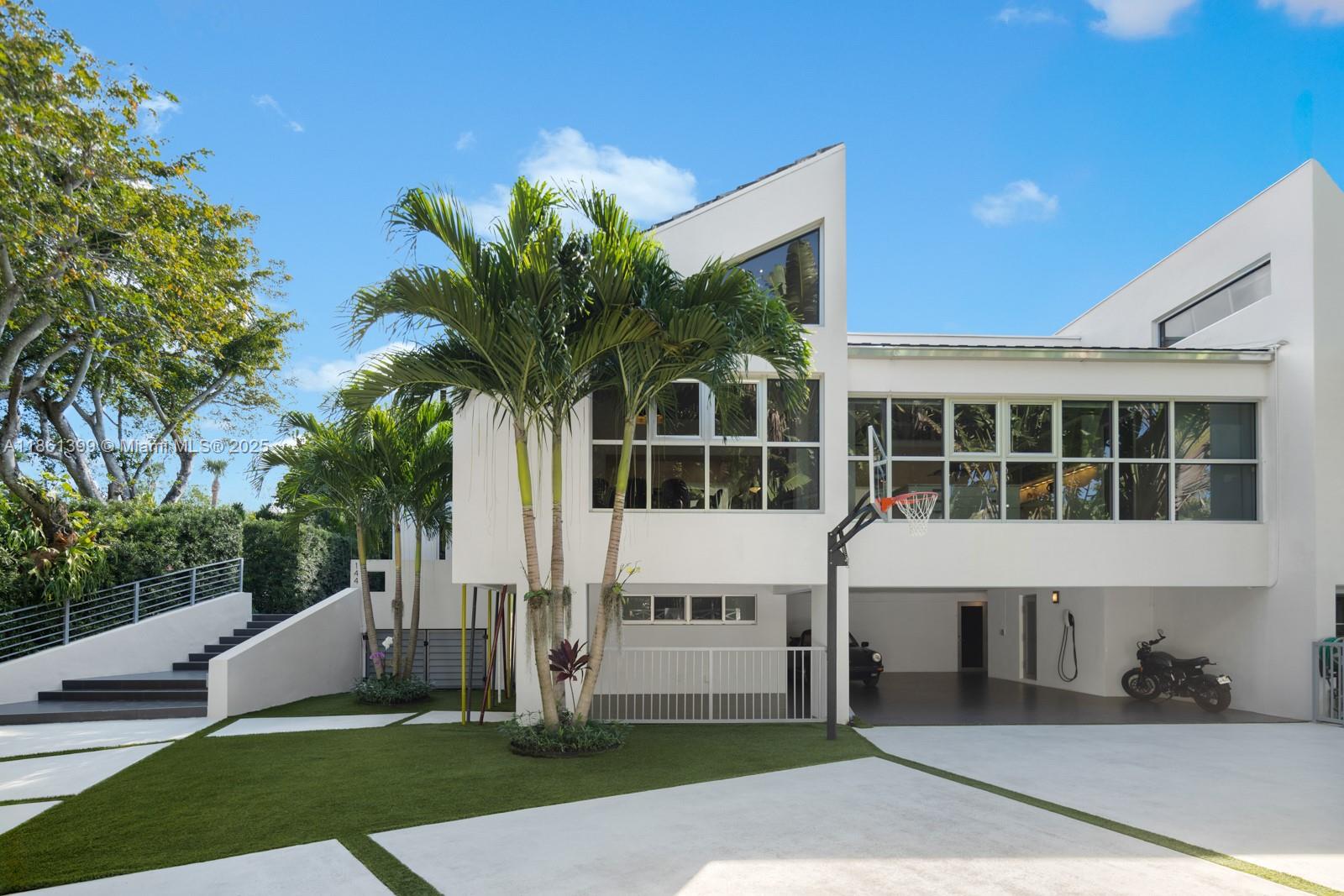 144 N Prospect Dr Coral Gables, FL 33133 144 N Prospect Dr Coral Gables, FL 33133