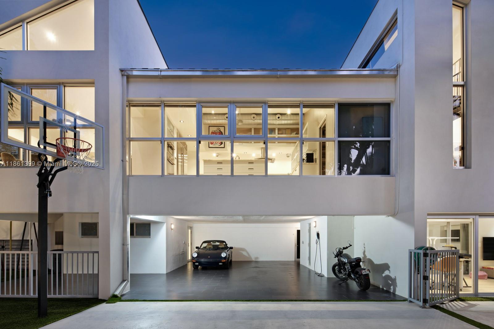 144 N Prospect Dr Coral Gables, FL 33133 144 N Prospect Dr Coral Gables, FL 33133