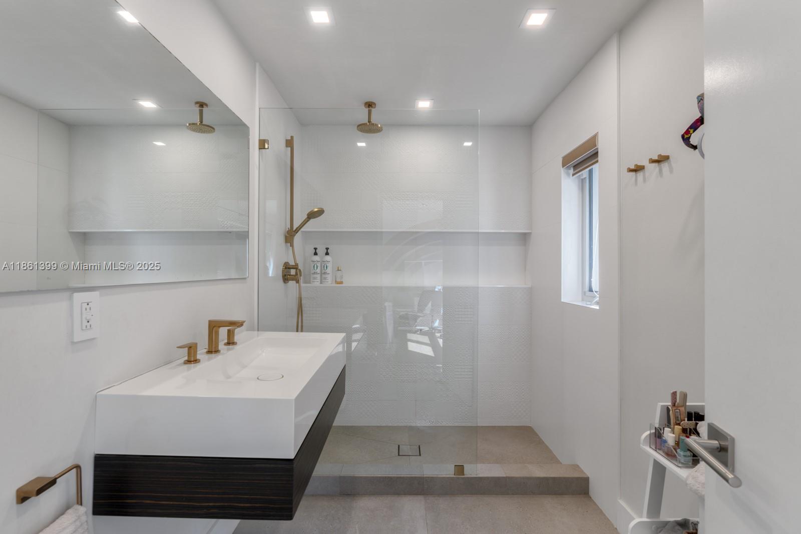 144 N Prospect Dr Coral Gables, FL 33133 144 N Prospect Dr Coral Gables, FL 33133